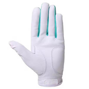 Accessoires de sport durables pour l'entraînement en extérieur, incluant des gants de golf offrant un maintien de préhension constant - Product Image 4