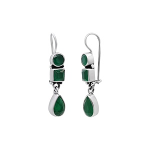 Vente en gros de boucles d'oreilles pendantes en argent sterling 925 plaqué or avec onyx vert naturel de formes multiples, Memoria Jewels - Product Image 4