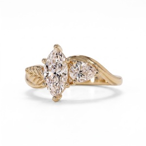 Bague de fiançailles VBSR-127 HPHT en or 18 carats avec diamant de laboratoire taille marquise en forme de feuille, 1,40 carat, couleur E, pureté VS1, bague Toi et Moi, bague de promesse - Product Image 1