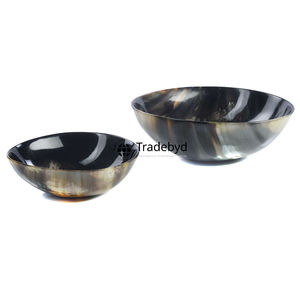 Cuenco de Cuerno de Lujo Estilo Ángel, Elegante Adorno Decorativo Hecho a Mano por Tradebyd - Product Image 1