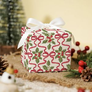 Rotolo di Carta da Regalo Natalizia con Fiocchi Rossi e Design Festivo con Bacche di Agrifoglio, 17 pollici x 16,4 piedi, Confezione Regalo Preimballata per le Feste - Product Image 1