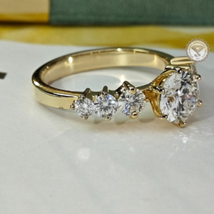 Anillo de Compromiso con Diamante Cultivado en Laboratorio Certificado por IGI de 4.10 Quilates para Mujer, Oro de 14K/18K, Joyería de Lujo para Boda, Regalo Nupcial - Product Image 2