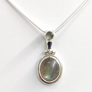 Pendentif solitaire en argent 925 vintage fait main avec labradorite, unisexe, pour un usage quotidien, idéal pour les cadeaux - Product Image 3