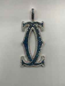 Colgante Personalizado de Gato de la Suerte con Diamantes de Imitación, Estilo Hip Hop Cristiano, en Acero Inoxidable - Product Image 1