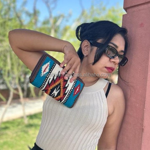 Western main usiné cuir selle couverture fermeture éclair portefeuille en cuir véritable femmes pochette main sculpture cuir portefeuilles cadeau pour elle - Product Image 5