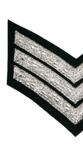 El chevron de 3 barras (tres franjas en forma de V) es el insignia más común del rango de Sergeant. - Product Image 5