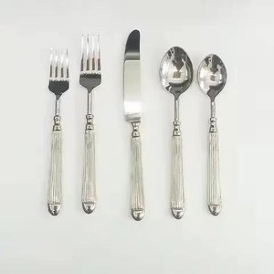 Service de couverts de qualité supérieure, finition or mat, avec manches en nacre, couverts élégants pour mariage, vaisselle de table - Product Image 2