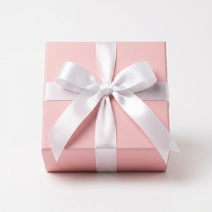 Ruban en satin blanc double face de 12 mm en gros pour la décoration de mariage, les boîtes de dragées, les bouquets, les nœuds pour cheveux et les travaux manuels de couture - Product Image 1