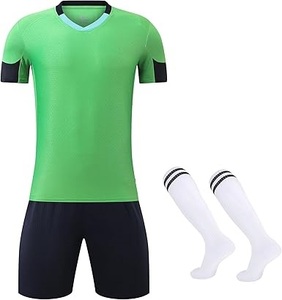 เสื้อเจอร์ซีย์สีเขียวเรียบๆ และกางเกงขาสั้นสีดำ ชุดฟุตบอลเด็ก สำหรับเล่นในสนามฝึกซ้อมและออกกำลังกาย - Product Image 1