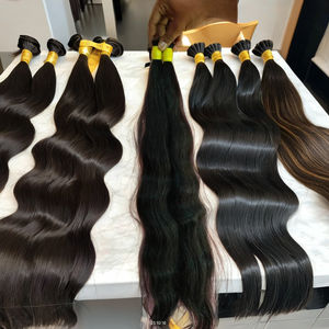 Curly 99j #   Extensions de cheveux humains brésiliens Remy 100% naturels, teints, en gros - Product Image 3