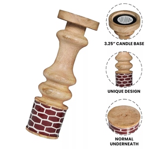 Porte-bougie en bois artisanal au design élégant, lot de 3, base émaillée, pour bougies piliers, offrant des options de personnalisation décoratives. - Product Image 2