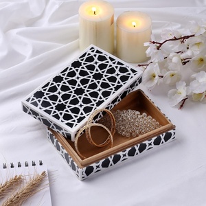 Boîte de rangement de bijoux en résine d'imitation antique de luxe organisateur élégant pour la décoration de la maison pour le bureau de vanité ou la décoration de la chambre - Product Image 2