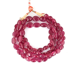 Collar de piedras preciosas en capas con rubíes de cristal natural clásico de Ishu Gems y cadena de cuentas - Product Image 4