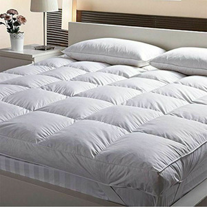 Surmatelas matelassé rafraîchissant en microfibre 400TC, blanc uni, toutes saisons, pour usage domestique, lavable en machine - Product Image 1