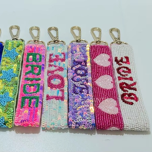 จี้รูปดาวน่ารักจาก Tiana Designs ประดับด้วยลูกปัดเม็ดเล็กๆ เหมาะสำหรับใช้ในชีวิตประจำวัน ของขวัญสำหรับสาวๆ สไตล์เทรนด์ใหม่สำหรับงานประดับลูกปัด - Product Image 1