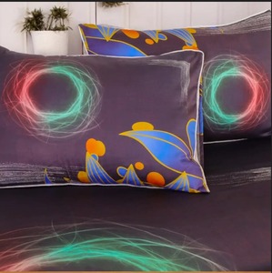 Juego de sábanas premium en color oscuro con estampado artístico de neón y fundas de almohada a juego, decoración de dormitorio moderna y lujosa - Product Image 2