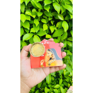 Élégant Porte-Bougie Tealight Portrait de Dame Rajasthani - Diya à Base en Bois Rouge pour Cadeaux de Mariage Indien, Cadeaux de Diwali et Décoration Intérieure - Product Image 1