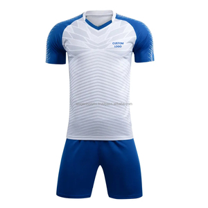Tenue d'entraînement et de course à col en V couleur blanche et bleue bonne qualité vêtements d'entraînement d'équipe respirants uniformes de football - Product Image 1