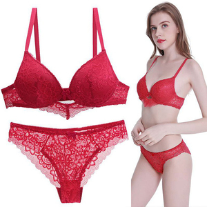 Ensemble de lingerie en dentelle verte sans armatures, bralette triangle non doublée et culotte, ensemble soutien-gorge et culotte sexy pour femmes - Product Image 3