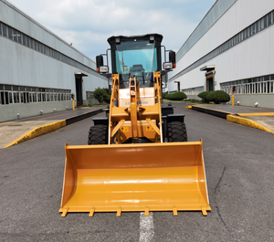 Chargeuse frontale compacte Lonking 926NH de 1,2 tonne pour l'agriculture, les routes municipales étroites, les serres et la manutention de matériaux de paysagisme - Product Image 5