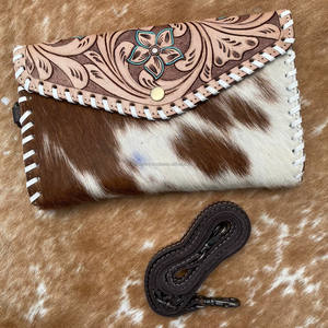 Nueva cartera cruzada de cuero con pelo en la mano para mujer, bolso de mano de cuero genuino occidental, bolso de mano de viaje Floral con correa - Product Image 2