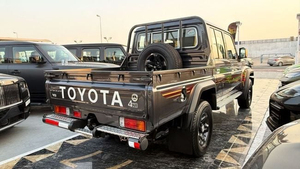 Brand New 2025 LC79 SC 4.1-6L Diesel Hybrid I-Force Max Premium Turbo Automatic Transmission R20 Left Dark SUV Leather Panoramic - Product Image 6