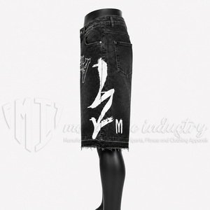 Pantalones Cortos de Mezclilla Negros para Hombre, Estampado Gráfico Personalizado, Holgados, Hasta la Rodilla, Estilo Casual Urbano - Product Image 4