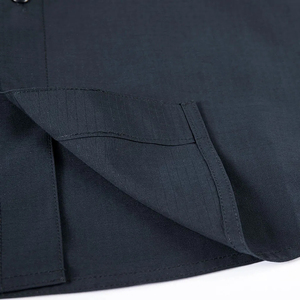 Tenue de travail respirante à marque privée : Chemise d'atelier mécanique légère avec coutures renforcées et pantalon cargo - Product Image 3