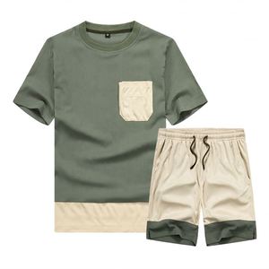 Ensemble décontracté d'été respirant et léger pour homme – T-shirt tendance à manches courtes et short assorti – Tenue confortable et ample en deux pièces - Product Image 1