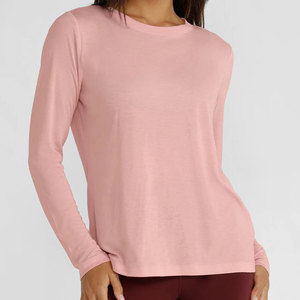 เสื้อผ้ากีฬาผู้หญิงความแข็งแรงสูง OEM ผลิตตามสั่ง กระชับรูปร่าง แขนยาว ผ้ายืดหยุ่นสูง เหมาะสำหรับทำงานและโยคะ - Product Image 5