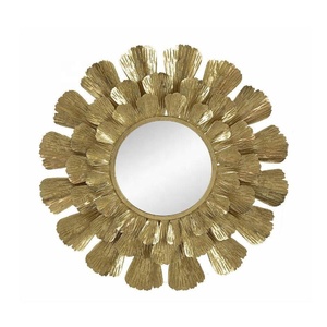 Venta caliente moderna sala de estar pasillo decoración flor pétalo luminoso acabado dorado espejo marco Material de aluminio de origen India - Product Image 3