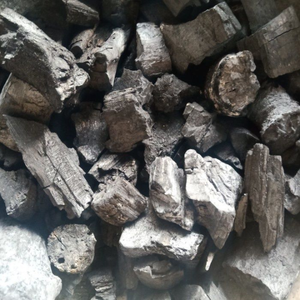 Selling high quality <b>charcoal</b> from tamarind <b>wood</b> which has high density for grilling bbq meat and burning hot fire - Product Image 4