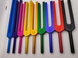 Ensemble de diapasons manuels Solfège de couleur, 9 pièces, avec pochette et maillet, certifiés CE, outils de guérison de qualité médicale, fréquence précise - Product Image 4