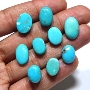 Cabochon ovale en turquoise d'Arizona naturelle de Kingman en gros pour la fabrication de bijoux - Product Image 1