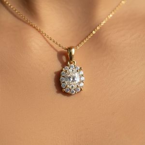 Collier solitaire ovale serti de diamants 0,50 carat - Product Image 1