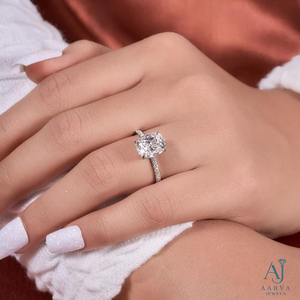 Anillo de Compromiso con Moissanita Corte Cojín, Halo, Anillo de Boda para Mujer, Joyería Personalizada - Product Image 1