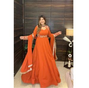 Traje Maxi Anarkali de Excelente Calidad, Elegante para Fiestas y Bodas, Atuendo Étnico Disponible a Precio de Fábrica - Product Image 1