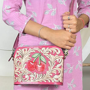 2026 Wholesale High Quality Brand Hand Tooled Leather Women's Handbag Cheery Designer Genuine Leather Slingle Shoulder Sling Bag - Product Image 4