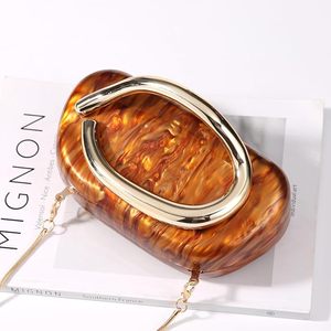 Pochette en bois naturel de qualité supérieure, prix de gros, sac de soirée de créateur pour femme, idéal pour les mariages et les événements festifs - Product Image 5