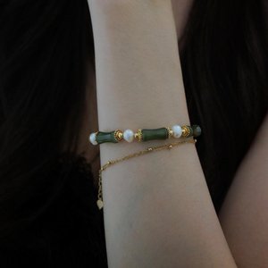 Bracelet en jade vert, perle de jade naturelle, chaîne en or, bracelet de yoga en cristal, bijoux de guérison, cadeau pour elle - Product Image 4