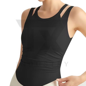Débardeur tricoté respirant personnalisé pour femme avec logo frontal, style sportif pour le yoga - Product Image 2