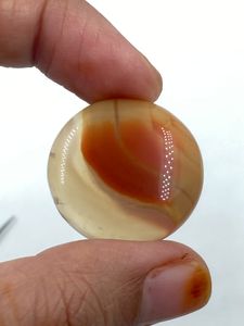 Piedra Preciosa de Ónix de la Mejor Calidad, Forma Redondeada, Hermosa Piedra de 35.49 Quilates en Color Beige Crema - Product Image 4