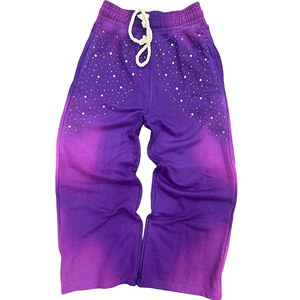 Pantalon de survêtement pour homme personnalisé, délavé, teint, effet vintage, orné de strass en forme de diamant et de cristaux scintillants, avec transfert thermique - Product Image 6