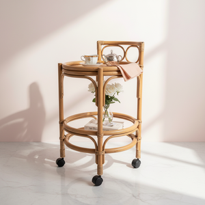 Carrito de bar móvil moderno estilo boho de ratán natural de 2 niveles, mesa redonda para servir bebidas, para el hogar, hotel, restaurante, bar. - Product Image 1