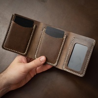Dompet Kulit Asli Crazy Horse Pria - Vintage Pendek RFID Tutup Terbuka Tahan Lama Mudah Dibawa Logo Branding Kustom