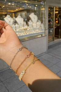 สร้อยข้อมือเทนนิสสามดาวประดับมอสซาไนต์สำหรับผู้หญิง RN ชุบทอง 14K เงินแท้ 925 - เครื่องประดับหรูหราสำหรับสวมใส่ทุกวันและเป็นของขวัญ - Product Image 6