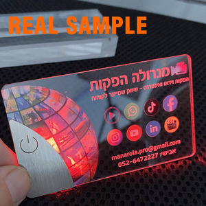 บัตรแม่เหล็กอะคริลิคแบบกำหนดเอง ไฟ LED โปร่งใส พร้อม NFC และ QR Code หรูหรา ผลิตตามสั่งจากโรงงาน ขายส่ง MOQ ต่ำ พิมพ์ UV เคลือบฟิล์ม - Product Image 2