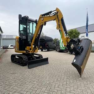 Miniexcavadora CAT 302.7 D CR de Calidad Premium, Compra con Entrega Rápida, Excavadora de Orugas Confiable, Oferta Mayorista de Motor Principal - Product Image 3
