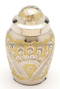 Alta calidad hecho a mano completo grabado latón DomeTop diseño cremación urna niquelado flor estilo americano 3 "suministros funerarios - Product Image 3