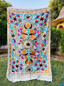 Colcha Suzani Bordada a Mano, Colcha Kantha Vintage - Product Image 4